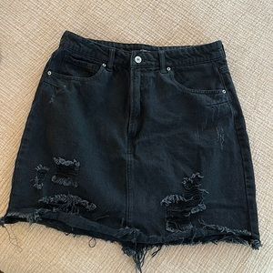 Distressed high rise mini skirt